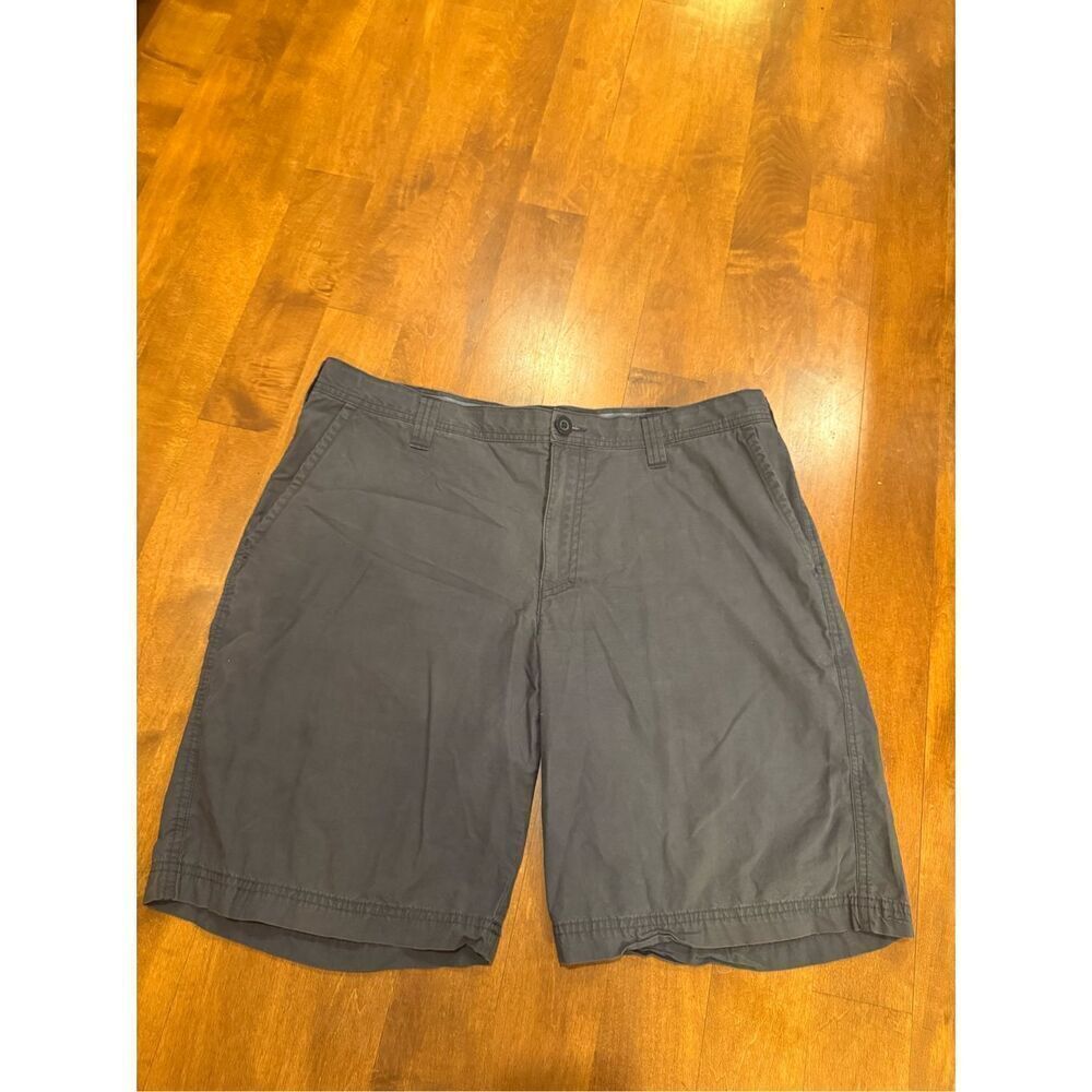 Men’s Columbia shorts size 38 waist